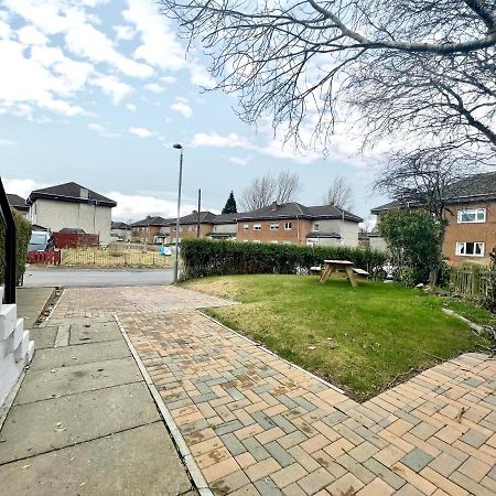Cardonald Central Глазго Экстерьер фото